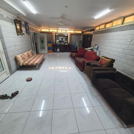 Furnished Bedrooms In Villa With Shared Living Room Sharjah Luaran gambar