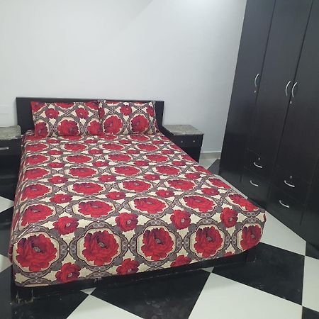 Furnished Bedrooms In Villa With Shared Living Room Sharjah Luaran gambar